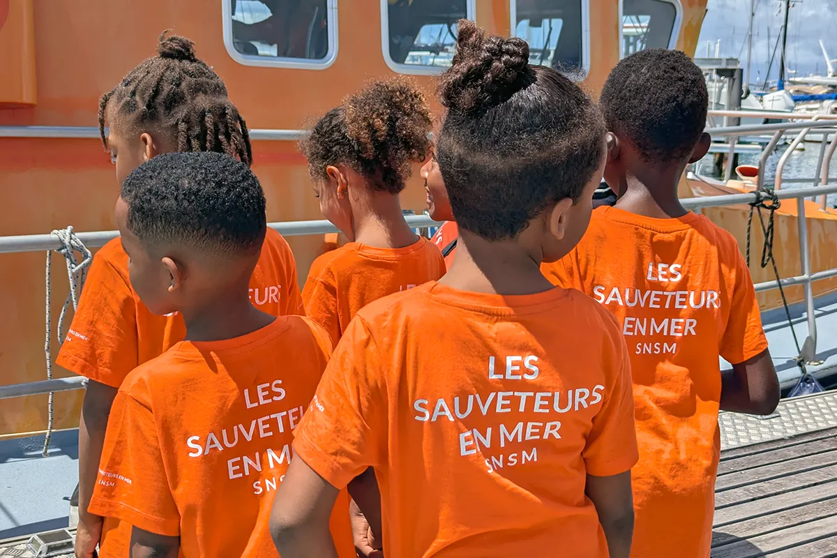 De-jeunes-secouristes-en-herbe-a-la-SNSM-de-Saint-Martin2