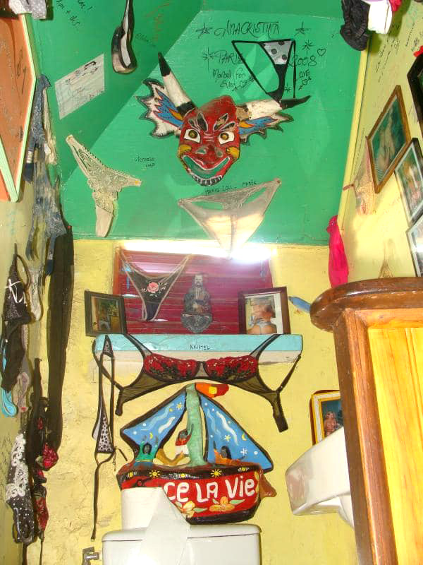 Toilettes de Marcel le Pirate