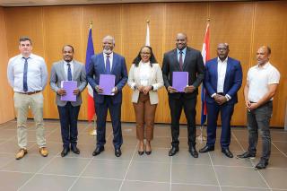 Coopération : Signature d’un accord « historique » entre Saint-Martin et Sint Maarten pour l’échange d’eau potable