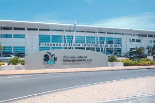 Aéroport Juliana : Les autorités réfléchissent à une méthode de tests rapides