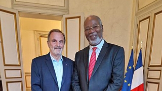 Rencontre entre le président Louis Mussington et le ministre délégué  Jean-François Carenco, début septembre, au Ministère des Outre-mer.