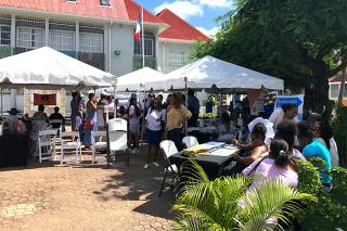 Une dizaine de stands étaient installés dans les jardins de la Collectivité.