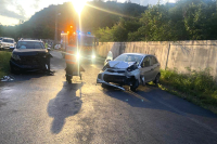 Un nouvel accident grave de la circulation hier matin sur la route des Terres Basses; Une jeune femme est décédée