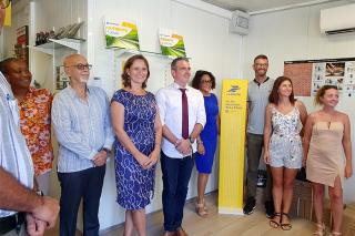 La Poste prend ses quartiers chez Kar’Ouf, à Hope Estate