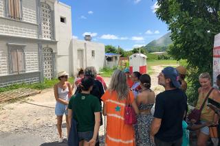 Les participants ont déambulé sur le boulevard de Grand Case