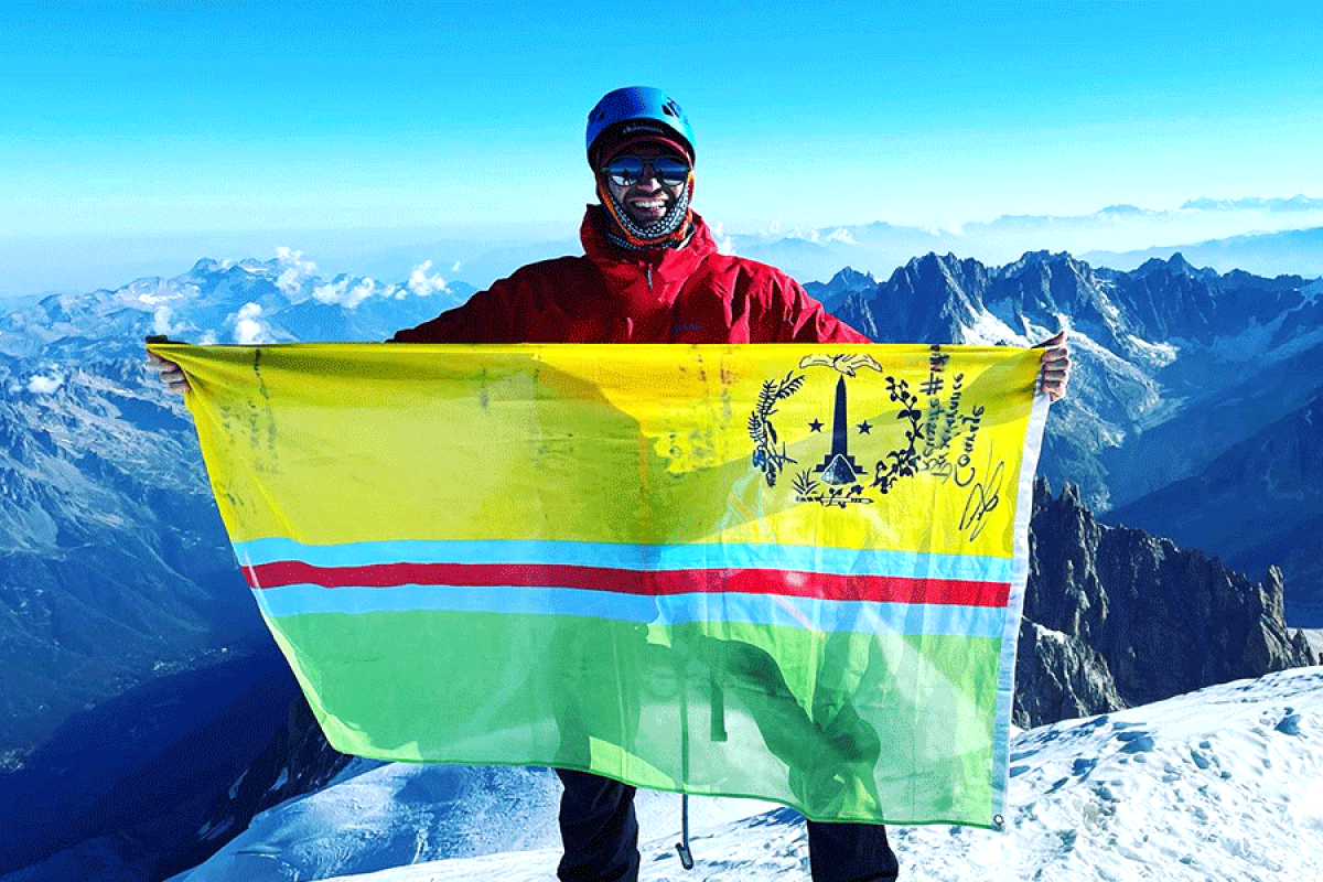 Challenge Vitiligo Summits : l’Unity Flag au sommet du Mont Blanc